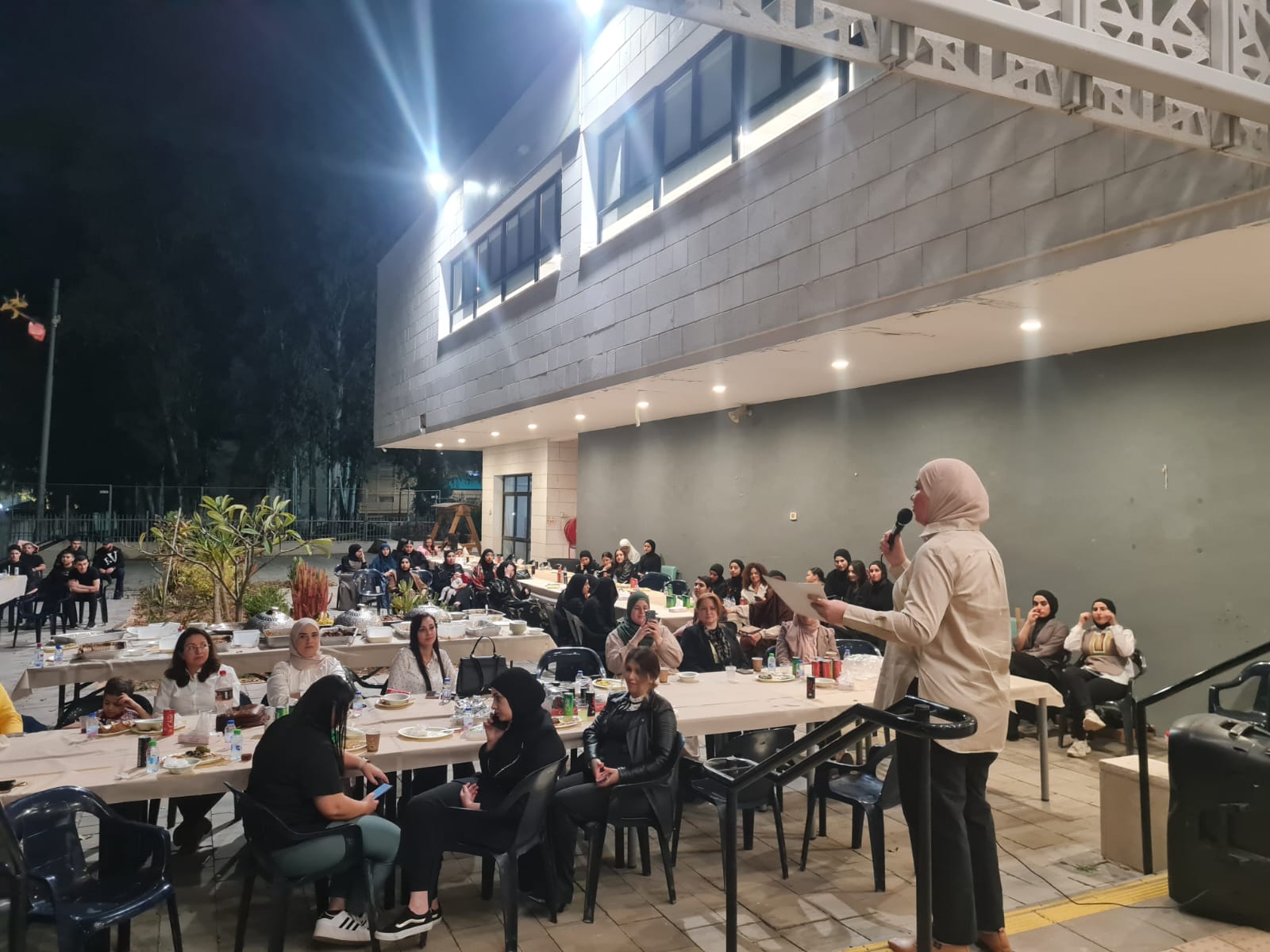 مأدبة إفطار رمضان في نهضة الرازي الشاملة في جلجولية